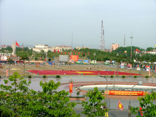 Quảng trường Hồ Chí Minh