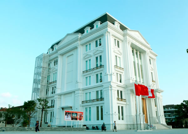 Rạp chiếu phim 12/9